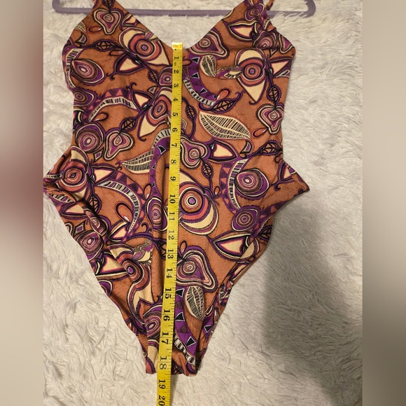 NWT A.L.C. Cleo print one-piece swimsuit Size M Color Beige/Red - Picture 5 of 10